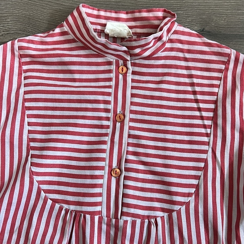 Vintage RoVel of California Red and White Striped Button-Up Blouse - Picture 4 of 8